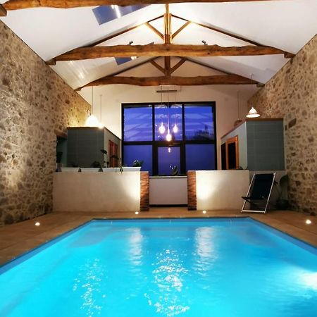 L'Escale Du Bocage Piscine Couverte Chauffee La Flocelliere Bagian luar foto
