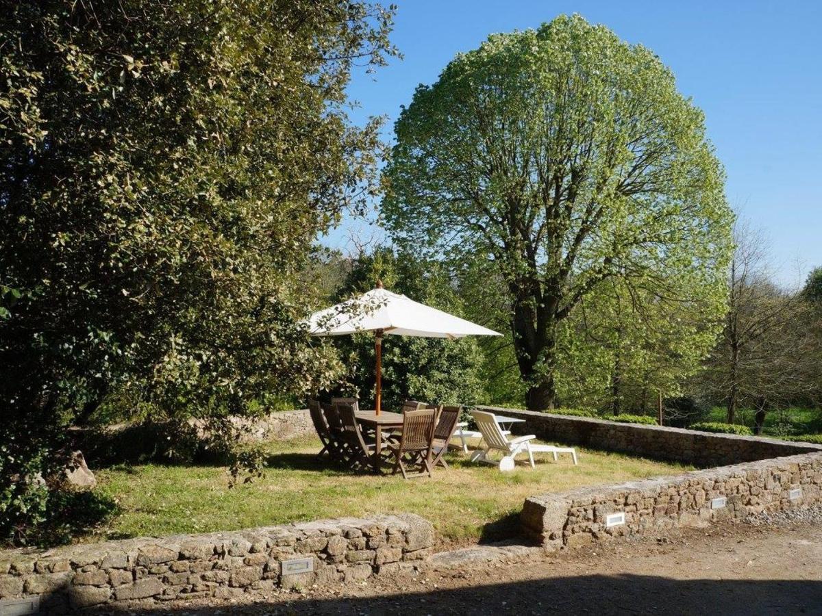 L'Escale Du Bocage Piscine Couverte Chauffee La Flocelliere Bagian luar foto